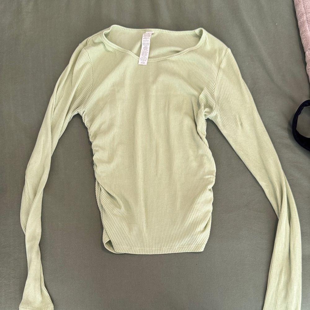ALO Yoga Mint Green Ribbed Long Sleeve Blouse
